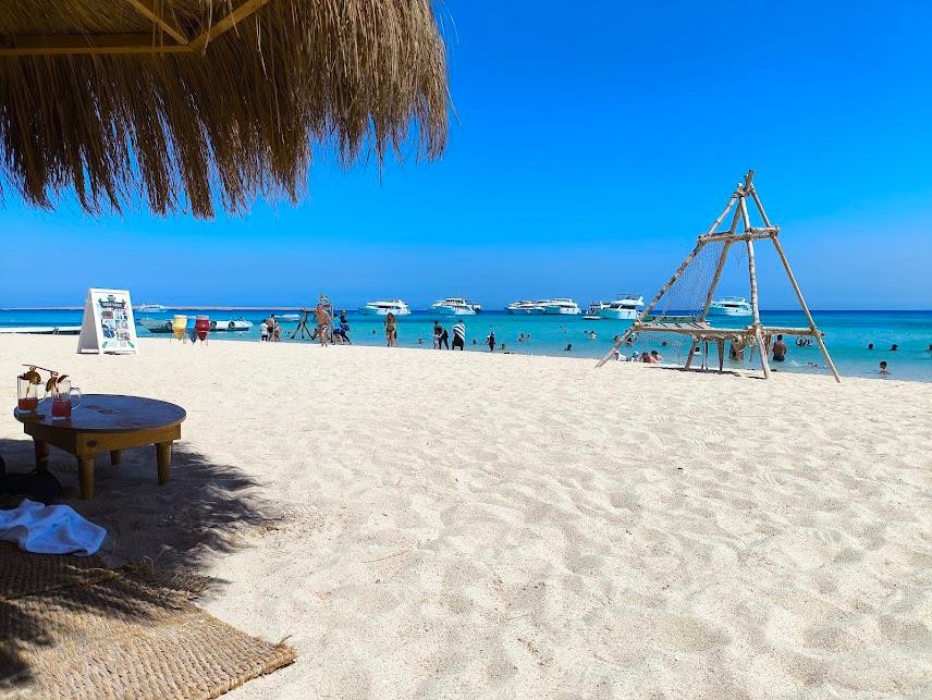 Výlet 2v1 Hula Hula a Magawish z Hurghady Výlet 2v1 Hula Hula a Magawish z Hurghady